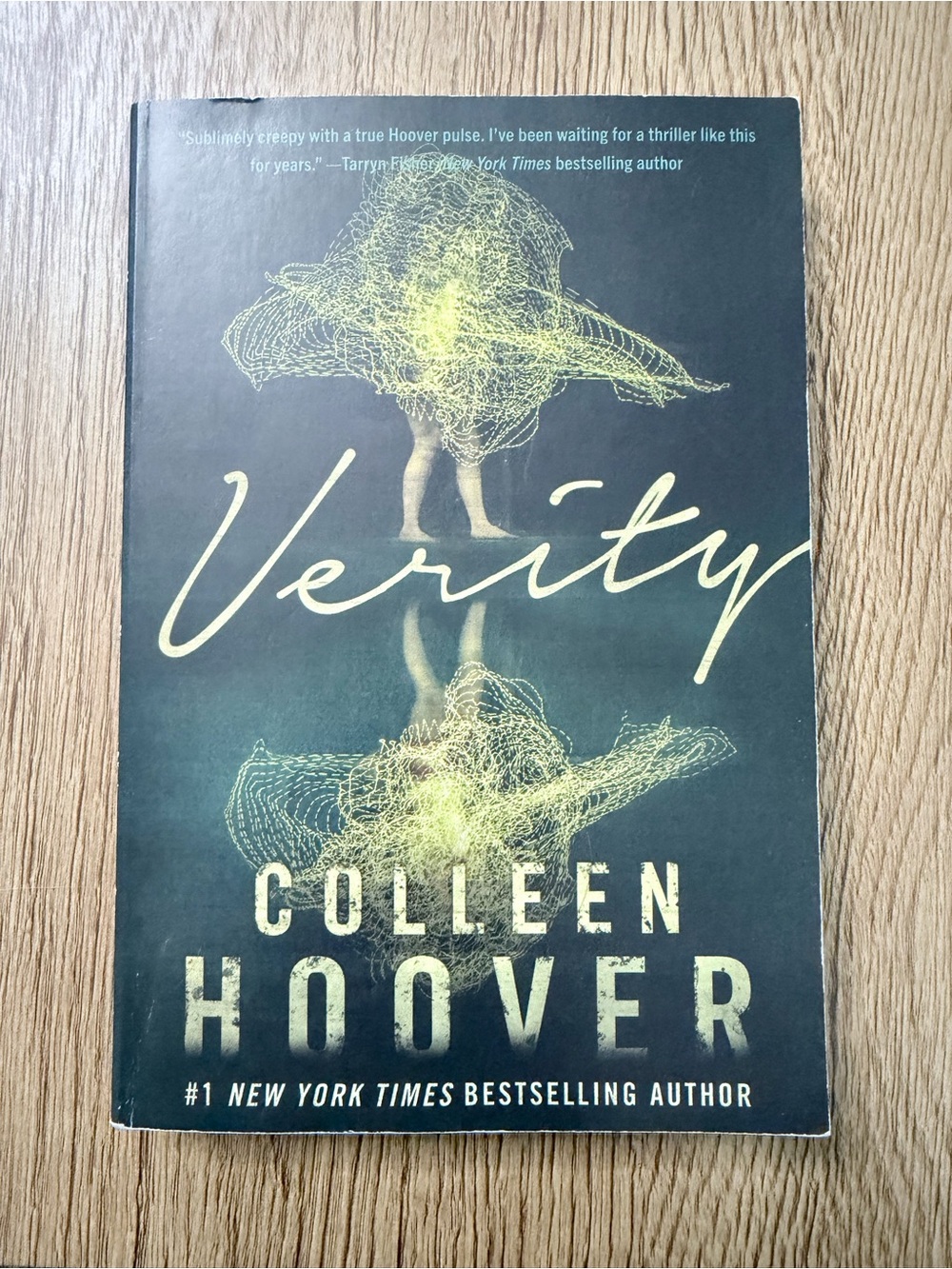 Colleen Hoover “Verity” Romantic Psychological Thriller Paperback Book